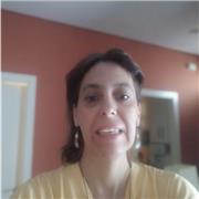 Profesora nativa de francés, licenciada, con experiencia en centros de formación reconocidos