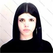 Soy una chica de 19 años con mucha habilidad de comunicación, me gustaría sobre todo atender a niños y tengo un C1 en inglés.