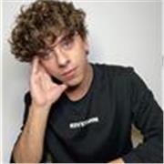 Laureato in economia e intelligenza artificiale, insegno Italiano a persone straniere 🇮🇹