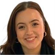 TEFL tutor offering online English lessons to help ESL students build confidence, fluency, and real world communication skills
