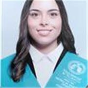 Profesora titulada en Educación Infantil especialista en Audición y Lenguaje y en Pedagogía Terapéutica.  