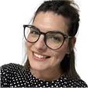 Mis clase de son activas y participativas. Alterno la teoría necesaria con actividades lúdicas y útiles que sirvan para aprender inglés de la manera más comunicativa.