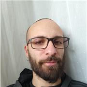 Laureato in Pittura e Arti Visive offre lezioni di Arte e Storia dell'Arte