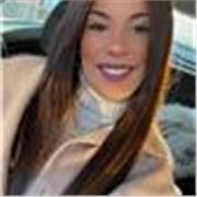 Chica dinamica, con ludoteca falmiliar