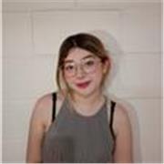 Profesora de apoyo escolar en inglés, modalidad presencial y online