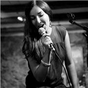 Clases de canto para todos los niveles y estilos! De lírica a rock y funk!