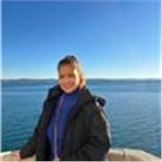 Mujer responsable, cuidadosa con trato educado y amable 