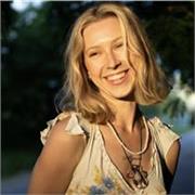 Je vais enseigner la danse à des enfants et à des adultes, en proposant des cours adaptés à chaque niveau et à chaque âge