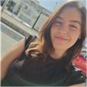 Soy maestra de educación especial y tengo el B2 de inglés como diferentes cursos sobre educación realizados.