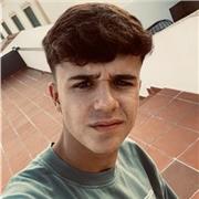 Soy un estudiante del último grado de ciencias de la actividad física y el deporte. Tengo experiencias en actividades dirigidas