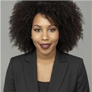 Soy una maestra paciente y divertida. Que combina clases prácticas con el contenido teórico para asegurar un aprendizaje preciso.