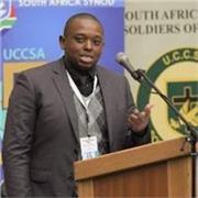 English tutor providing lessons to kids and adults of all ages