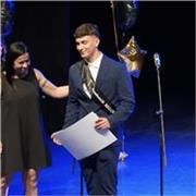Estudiante de doble grado de Física y Química con matrícula de honor en bachillerato.