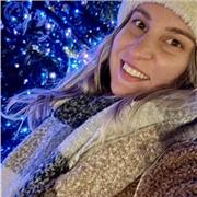 Laureanda in scienze del turismo e con diploma di liceo linguistico offro ripetizioni e aiuto compiti