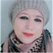 Per anni ho lavorato come insegnante di scuola elementare in Tunisia e legalmente e ho deciso di fare una vacanza a lungo termine e raggiungere mio marito che vive qui in Italia.... Ma con la difficoltà di vivere qui, ho deciso di lavorare per aiutare mio