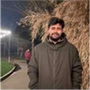 Finance‑focused tutor helping students stay engaged while mastering maths concepts.