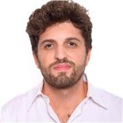 Dottorando impartisce lezioni di matematica e analisi per studenti delle superiori o unviersitari