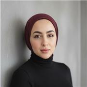 “Highly experienced bilingual educator with 6+ years of international teaching, delivering personalised and structured lessons.”