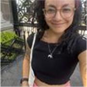 Soy nativa de habla hispana y con mucha experiencia en formación 