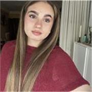 Chica responsable y cuidadosa con el trabajo. Paciente con los niños y con ganas de enseñar y aprender 