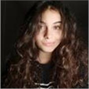 Sono una studentessa universitaria presso la facoltà di lettere e filosofia, diplomata al liceo classico. Offro ripetizioni di italiano per studenti e studentesse di elementari e medie