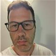 Profesor titulado cómo ingeniero técnico multimedia interesado en dame clases de programación web