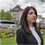 Dottoressa in Giurisprudenza, abilitata all’esercizio della professione forense, offre lezioni di diritto per la preparazione di esami universitari