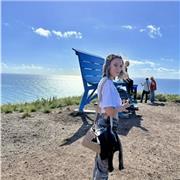 Ho frequentato il liceo scientifico, per cui impartisco ripetizioni sia per le materie letterarie che per quelle scientifiche