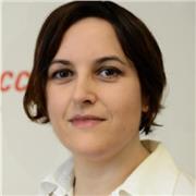 Esperta in computer grafica, social-web e media marketing impartisce lezioni