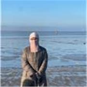 Arabischunterricht für Kinder (6–10) und Frauen jeden Alters. Online, geduldig & individuell. Ich freue mich auf Ihre Anfrage!