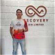 ¿Quieres empezar a moverte, mejorar tu condición física o dar tus primeros pasos en el deporte, running o el trail? ??
Te acompaño en este proceso con entrenamientos adaptados a tu nivel, enfocados en mejorar tu resistencia, fuerza, técnica de carrera y 