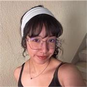 Técnica de educación infantil preparada para cuidar niños de 0 a 12 años.