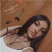 No tengo ningún título pero me gustan mucho los niños y me gustaría cuidarles y ayudarles en las tareas y en lo que necesiten.