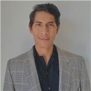 Maestro en Derecho Judicial, con experiencia en la docencia, investigación jurídica y litigio