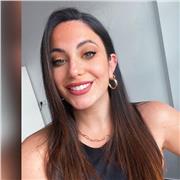 Laureata in studi umanistici impartisce lezioni private per doposcuola