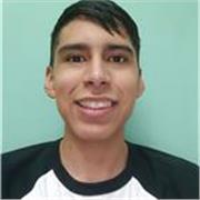 Profesor de matemáticas joven, aplicado para optimizar el rendimiento del alumno
