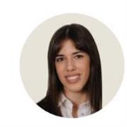 Estudiante de veterinaria, con amplios conocimientos sobre ciencias de la salud