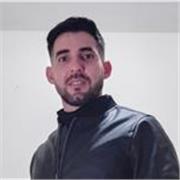 Profesor de primaria apto para todas las edades y niveles.