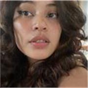 Soy una chica de 22 años. Puedo dar clases de prácticamente todas las asignaturas tanto de primaria como ESO.