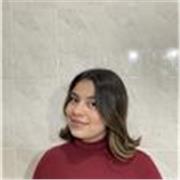 Soy una joven de 20 años proactiva, sensata, alegre y me gusta trabajar con niños. Mi inglés es nativo al igual que mi español.