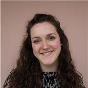 Laureata ed educatrice, da sempre accanto ai bambini. Empatica, paziente e disponibile per un apprendimento sereno