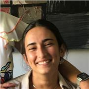 Profesora titulada en Bachillerato con dos años de experiencia, y puede ayudar en asignaturas de Física, Matemáticas e Inglés.