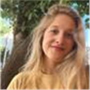 Profesora de Primaria apta para dar clases a toda Primaria y 1ºESO.