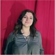 Ho diversi anni di esperienza dando ripetizioni, anche e soprattutto con allievi con difficoltà di apprendimento. Mi sono diplomata al liceo linguistico e possiedo la certificazione Cambridge di livello B2 oltre ad avere famiglia inglese. Possiedo la cert