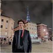 Ragazzo Laureato in scienze della Mediazione Linguistica offre ripetizioni di inglese francese e tedesco singole o di gruppo