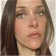 Insegnante laureata mette a disposizione degli studenti di diritto le proprie competenze in diritto civile, penale, ambientale ecc per dare un aiuto concreto a chi è in difficoltà con la materia