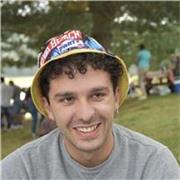 Dai legami chimici ai processi vitali: lezioni online su misura con la precisione di un chimico e lo sguardo di un futuro medico