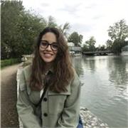 Profesora especializada en la enseñanza del inglés, con años de experiencia en institutos públicos
