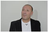 Profesor de contabilidad con formación universitaria y post universitaria