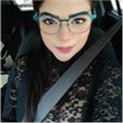 Profesora de español y química ofrece clases de conocimiento básico de fácil entendimiento